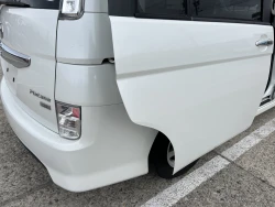 TOYOTA ISIS 2014/2 24
