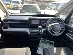 HONDA STEP WAGON 2016 42