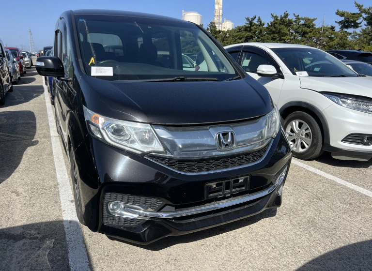 HONDA STEP WAGON 2016