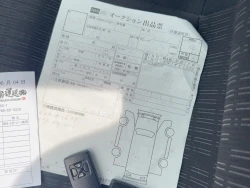 TOYOTA ISIS 2012 8