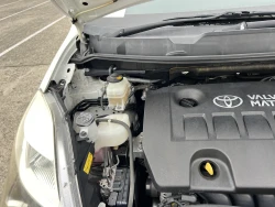 TOYOTA ISIS 2014/2 19