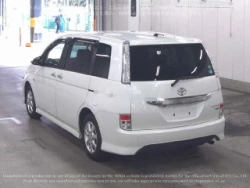 TOYOTA ISIS 2014/2 1